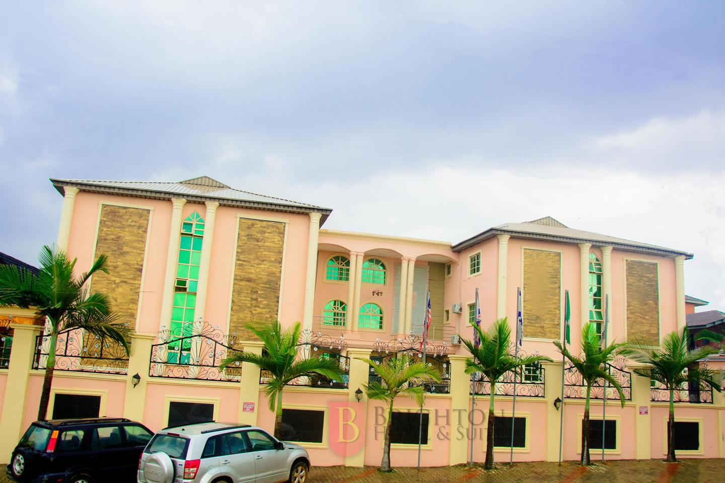 Adegbite Brighton Hotel And Suites מראה חיצוני תמונה