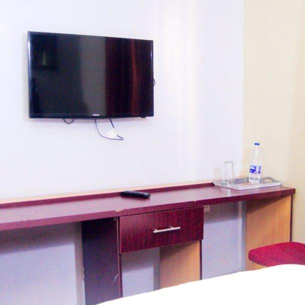 Adegbite Brighton Hotel And Suites מראה חיצוני תמונה